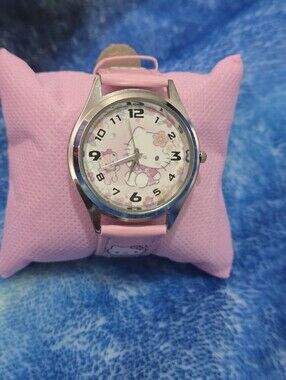 Hello Kitty & Tiny Chum Watch